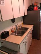 compact kitchen - 