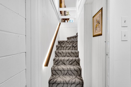 Escalier - 29 Av. Turcot, Saint-Sauveur, QC - Indoor Photo Showing Other Room