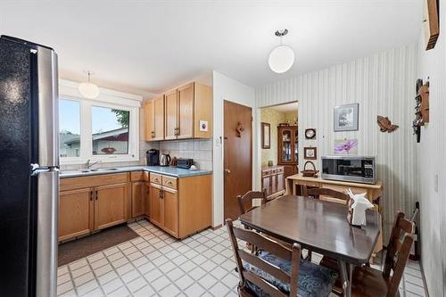 1038 Prince Rupert Ave, Winnipeg, MB - Indoor