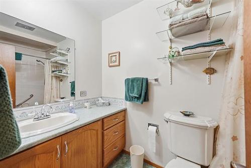 1038 Prince Rupert Ave, Winnipeg, MB - Indoor Photo Showing Bathroom