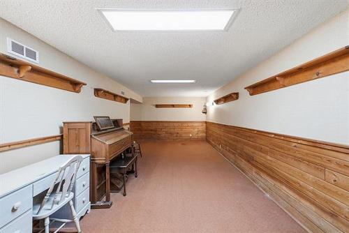 1038 Prince Rupert Ave, Winnipeg, MB - Indoor Photo Showing Other Room