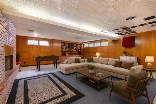 61 Verbena St, Winnipeg, MB - Indoor Photo Showing Other Room