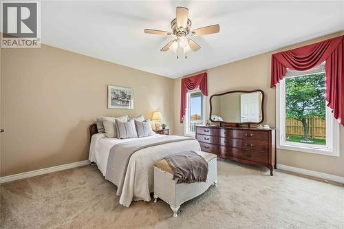 5600 Blackwell Sideroad Unit# 453, Sarnia, ON - Indoor Photo Showing Bedroom