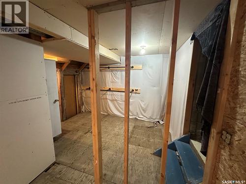 142 2Nd Avenue W, Central Butte, SK - Indoor Photo Showing Basement