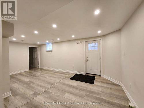 1447 Santa Rosa Court, Mississauga, ON - Indoor Photo Showing Basement