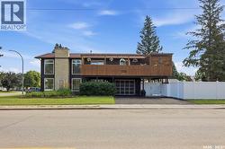 65 Rennie PLACE  Saskatoon, SK S7H 4N8