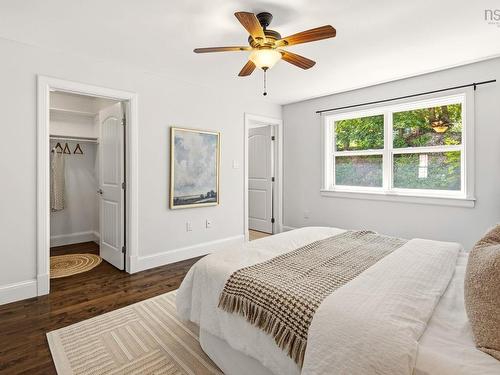 25 Four Mile Lane, Halifax, NS - Indoor Photo Showing Bedroom