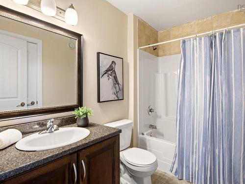 25 Four Mile Lane, Halifax, NS - Indoor Photo Showing Bathroom