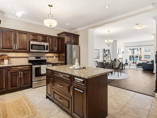 25 Four Mile Lane, Halifax, NS - Indoor Photo Showing Kitchen