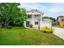 817 DANBURY Crescent Sarnia, ON N7S 4L7