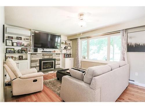 84 Villa Dr, Hampton, NB 
