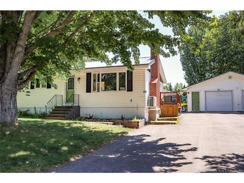 84 Villa Dr, Hampton, NB 
