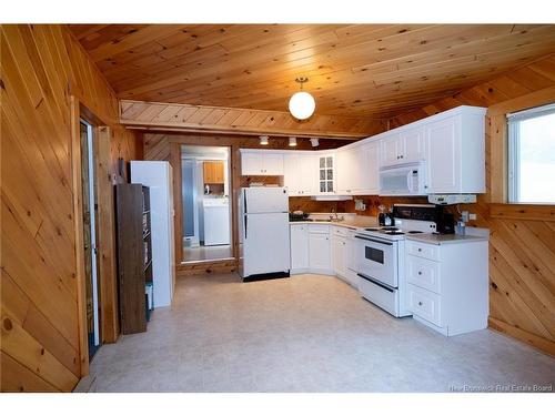 3814 Route 105, Bear Island, NB 