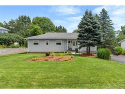 27 Maxwell DR Sussex, NB E4E 2E1