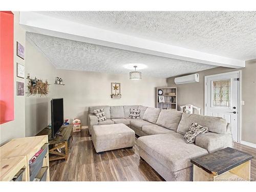 33 Union St, Minto, NB 