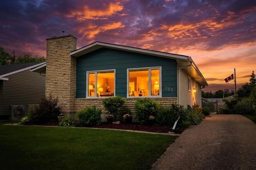 222 Stuart Ave, Winnipeg, MB - Outdoor