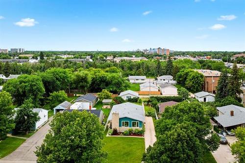222 Stuart Ave, Winnipeg, MB - Outdoor With View