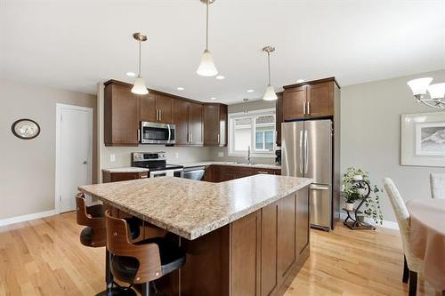 222 Stuart Ave, Winnipeg, MB - Indoor Photo Showing Kitchen With Stainless Steel Kitchen With Upgraded Kitchen