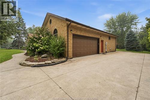 2073 Lesperance Road, Tecumseh, ON - Outdoor