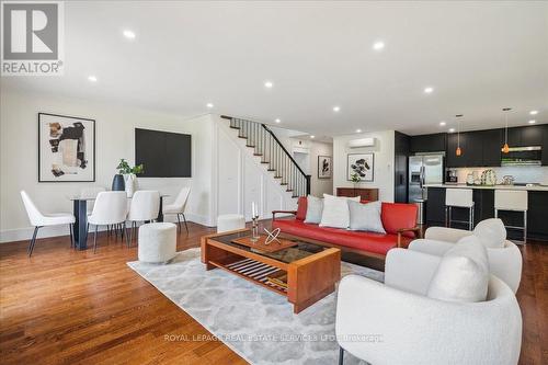 62 Windemere Road, Hamilton, ON - Indoor Photo Showing Living Room