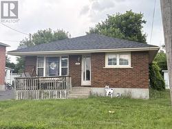 1007 GRAND AVENUE Cornwall, ON K6H 4T3