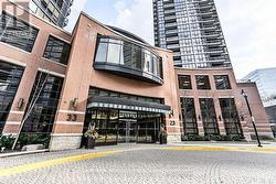 611 - 33 SHEPPARD AVENUE Toronto, ON M2N 7K1