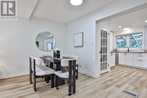 81 Yorkview Drive, Toronto, ON - Indoor Photo Showing Dining Room