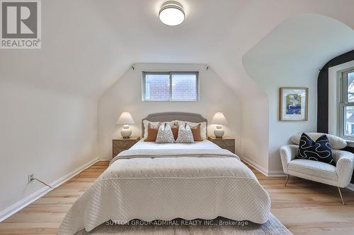 81 Yorkview Drive, Toronto, ON - Indoor Photo Showing Bedroom