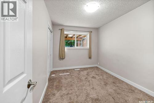 7321 Bowman Avenue, Regina, SK - Indoor Photo Showing Other Room