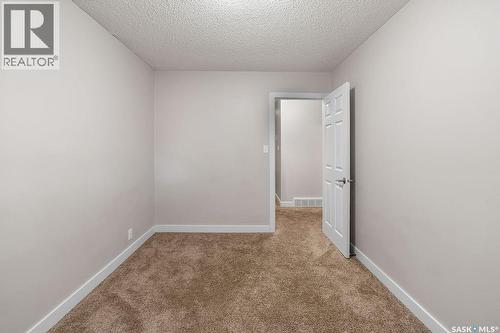 7321 Bowman Avenue, Regina, SK - Indoor Photo Showing Other Room
