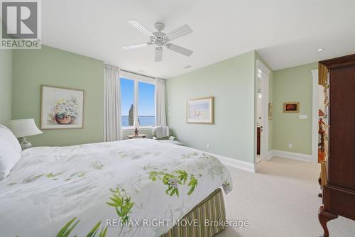 28 Maple Drive, Orillia, ON - Indoor Photo Showing Bedroom