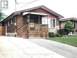 LOWER - 18 GREENINGDON DRIVE Hamilton, ON L9A 3A7