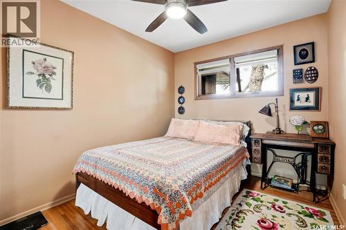 1601 Morgan Avenue, Saskatoon, SK - Indoor Photo Showing Bedroom