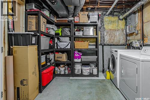 342 Haslam Crescent, Saskatoon, SK - Indoor Photo Showing Laundry Room