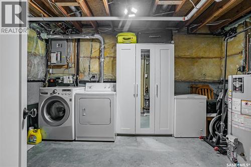 342 Haslam Crescent, Saskatoon, SK - Indoor Photo Showing Laundry Room