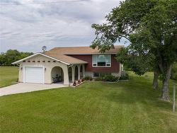 48078 Macdonald Road 6 E RD  Oak Bluff, MB R0G 0A1