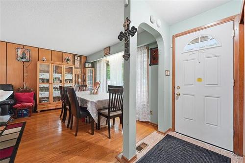 253 Hawthorne Ave, Winnipeg, MB - Indoor Photo Showing Dining Room