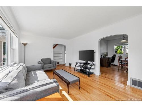 98 Maple St, Moncton, NB 
