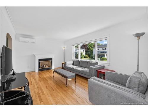 98 Maple St, Moncton, NB 