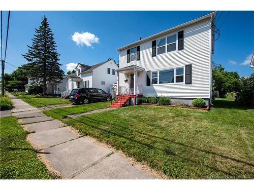 98 Maple St, Moncton, NB 
