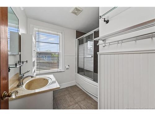 98 Maple St, Moncton, NB 