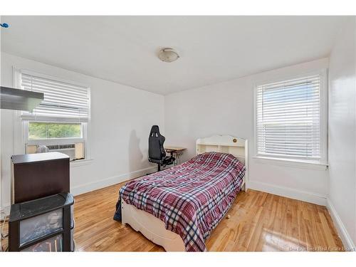 98 Maple St, Moncton, NB 