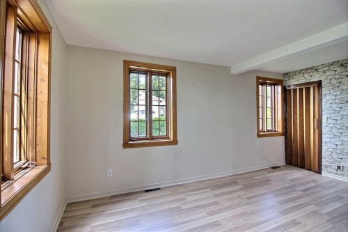 Salon - 22 Rue Kelly, Saint-André-D'Argenteuil, QC - Indoor Photo Showing Other Room