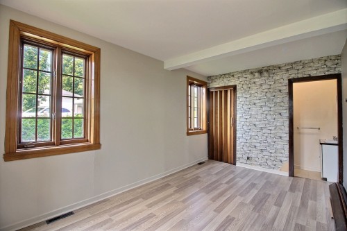 Salon - 22 Rue Kelly, Saint-André-D'Argenteuil, QC - Indoor Photo Showing Other Room