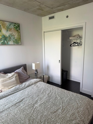 Bedroom - 712-1375 Rue Des Bassins, Montréal (Le Sud-Ouest), QC - Indoor Photo Showing Bedroom