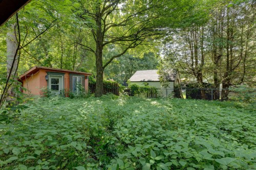 Back of Structure - 386 Rue Champlain, Henryville, QC - Outdoor