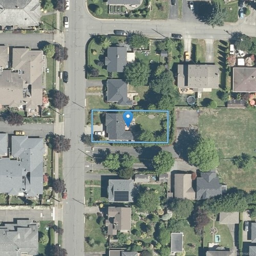 10107 Third St, Sidney, BC 