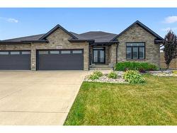 3960 Cullen Drive  Plympton-Wyoming, ON N0N 1J6