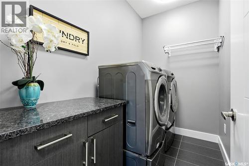 822 Werschner Court, Saskatoon, SK - Indoor Photo Showing Laundry Room