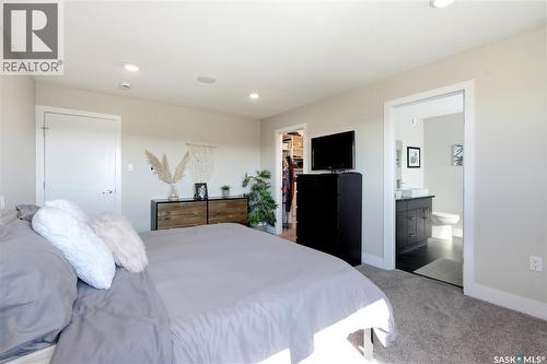822 Werschner Court, Saskatoon, SK - Indoor Photo Showing Bedroom